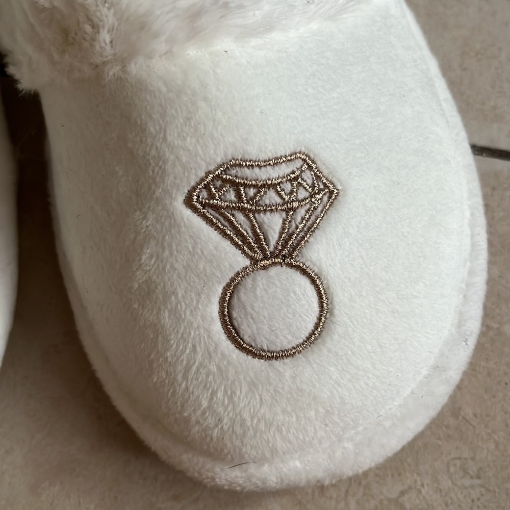 Bride Slippers - Picture 3 of 5